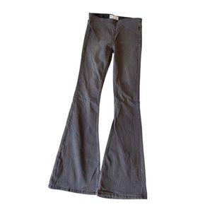A98 NWD Free People Penny Pull-on Flare Jeans